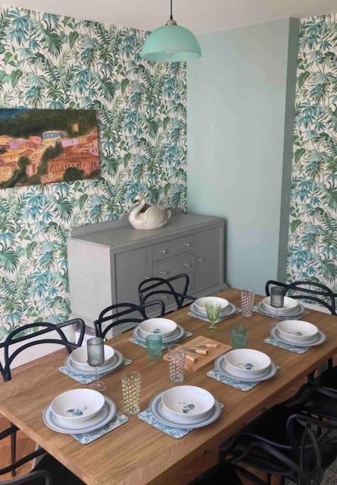 Spacious Semi-Detached Southsea House, Free Parking On Drive Portsmouth Exterior foto